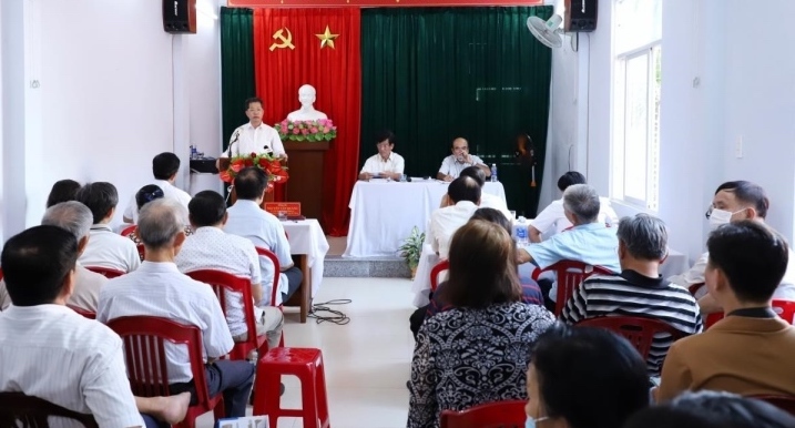 'Đảng viên kém, chi bộ kém là những khâu yếu của Đảng'