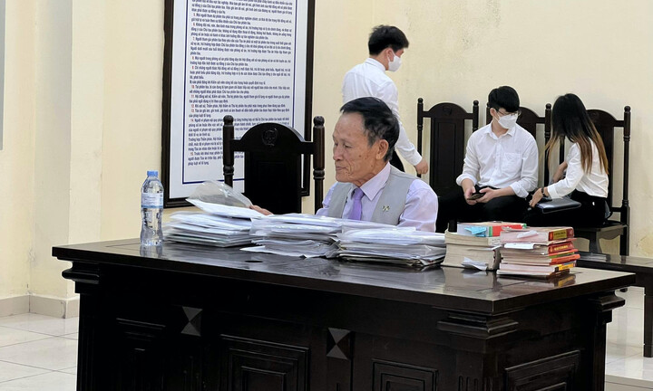 Chưa thể xét xử ông Hiệp ‘khùng’ vụ cháy nhà trọ trên đường Đê La Thành, Hà Nội