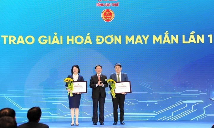 Lan tỏa thói quen tiêu dùng văn minh với chương trình 'Hóa đơn may mắn'