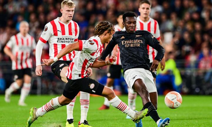 Trực tiếp bóng đá PSV 2-0 Arsenal: Luuk de Jong toả sáng