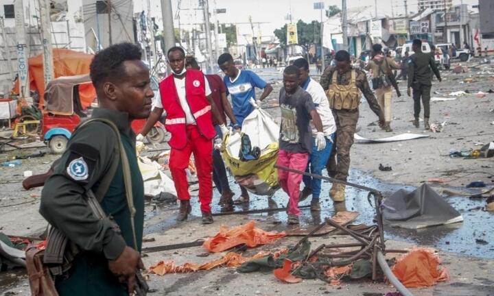 Đánh bom kép rung chuyển thủ đô Somalia, 100 người thiệt mạng