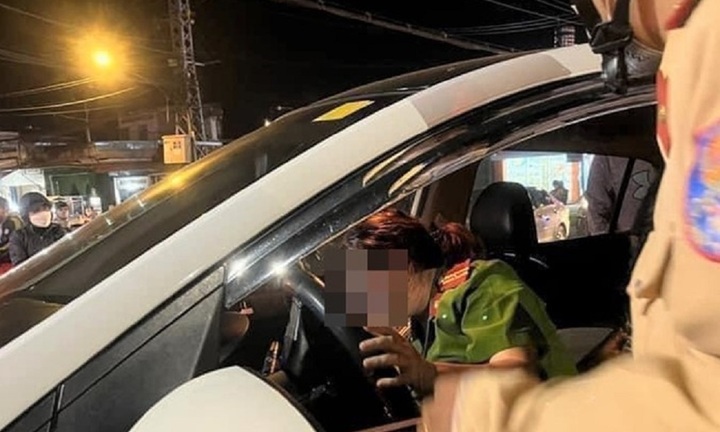 Nữ thiếu tá say xỉn gây tai nạn: Công an Gia Lai thông tin chính thức