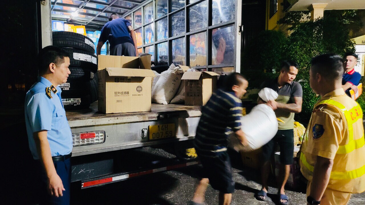 Quảng Ninh: Phát hiện gần 500kg nguyên liệu trà sữa không rõ nguồn gốc xuất xứ