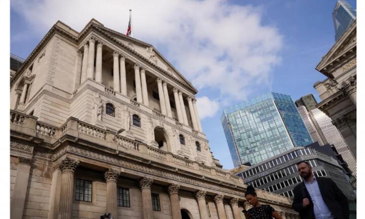 Ngân hàng Trung ương Anh tăng lãi suất lớn nhất kể từ năm 1989