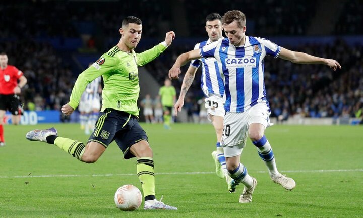 Man Utd gặp khó, nguy cơ đụng Barcelona, Juventus ở Europa League