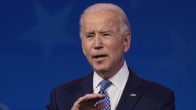 Tổng thống Biden chỉ trích Twitter và tỷ phú Elon Musk