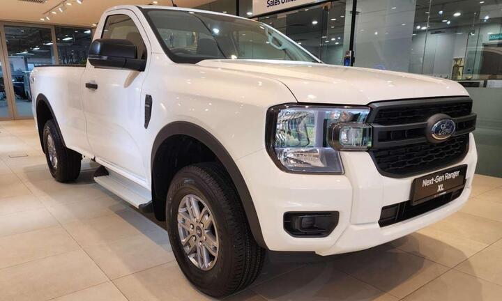 2023 Ford Ranger XL cập bến Malaysia với giá 520 triệu đồng