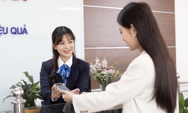 EVNHANOI: 100% khách hàng thanh toán tiền điện không dùng tiền mặt