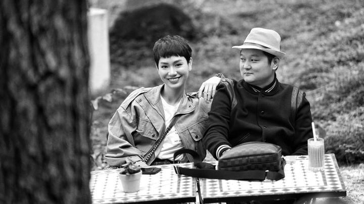 Trà My Idol hiếm hoi khoe hình ảnh hạnh phúc, thân mật cùng ông xã đại gia