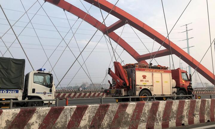 TP.HCM: Nam thanh niên để lại thư tuyệt mệnh rồi nhảy xuống cầu Bình Lợi