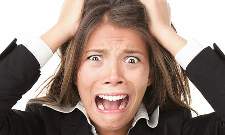 Chồng rùng mình với cách xả stress của vợ