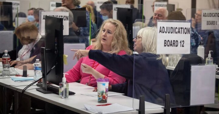 Bầu cử giữa kỳ Mỹ: Máy bỏ phiếu ở Arizona và New Jersey gặp 'vấn đề kỹ thuật'