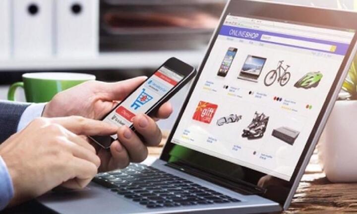 Thiếu vắng bảo vệ quyền lợi người tiêu dùng trên không gian mạng