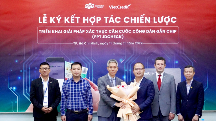VietCredit hợp tác FPT IS triển khai giải pháp FPT.IDCheck