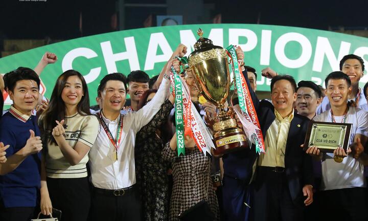 Hà Nội FC vô địch V-League