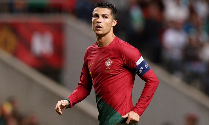 HLV Bồ Đào Nha: 'Ronaldo vẫn là vũ khí lợi hại'