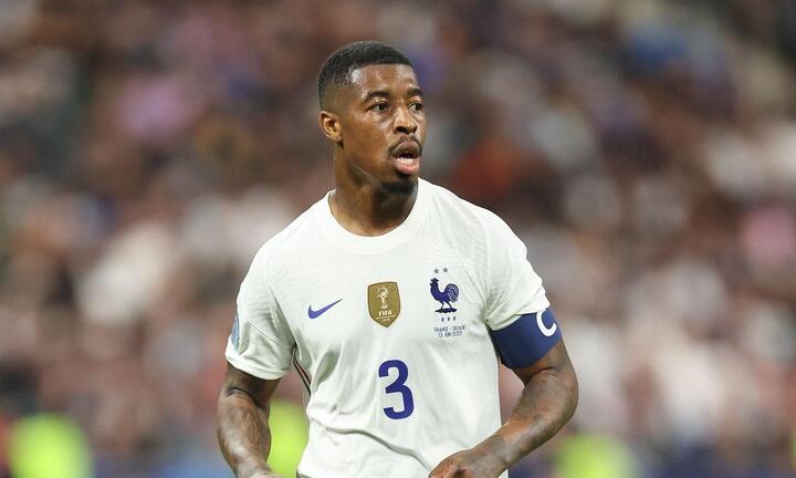 Trung vệ tuyển Pháp rút lui khỏi World Cup 2022