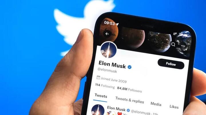 Elon Musk sẽ 'xóa sổ' toàn bộ tích xanh cũ trên Twitter