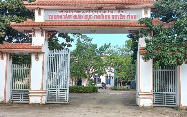 Đề nghị kỷ luật Giám đốc Trung tâm Giáo dục thường xuyên tỉnh Quảng Bình