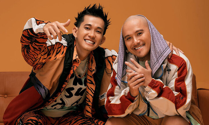 Bộ đôi 'Mình cưới nhau đi' nói gì khi bị chê 'âm nhạc bình dân'?