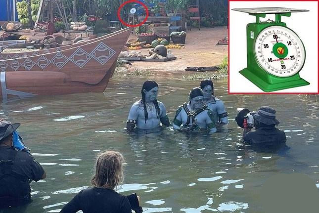 Dân mạng Việt phấn khích phát hiện cân đồng hồ Nhơn Hòa trong phim bom tấn Mỹ