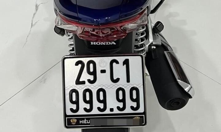 Xe Wave Alpha biển ngũ quý 9 được bán với giá 900 triệu đồng