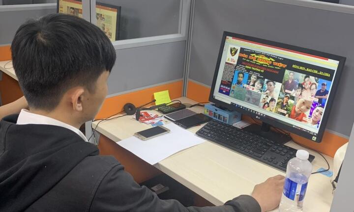 Công ty tài chính ở TP.HCM ghép ảnh nóng người vay để đòi nợ