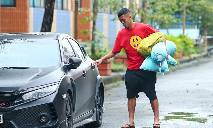 HLV và cầu thủ CLB Sài Gòn rời đội