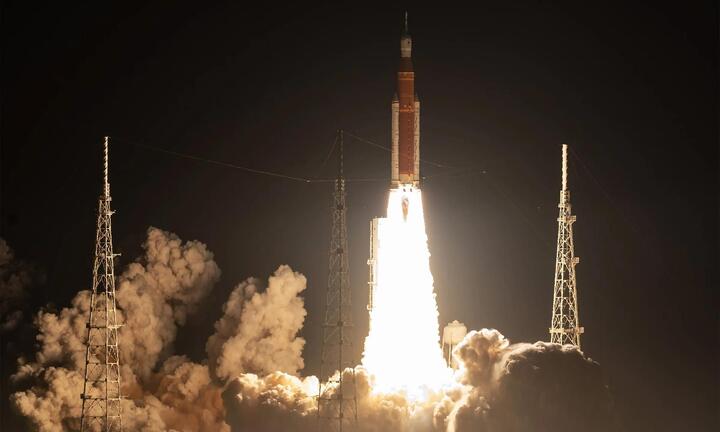 Mỹ - Trung bước vào cuộc đua mới sau vụ phóng Artemis I