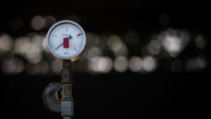 Ukraine tăng mạnh phí vận chuyển dầu của Nga tới EU