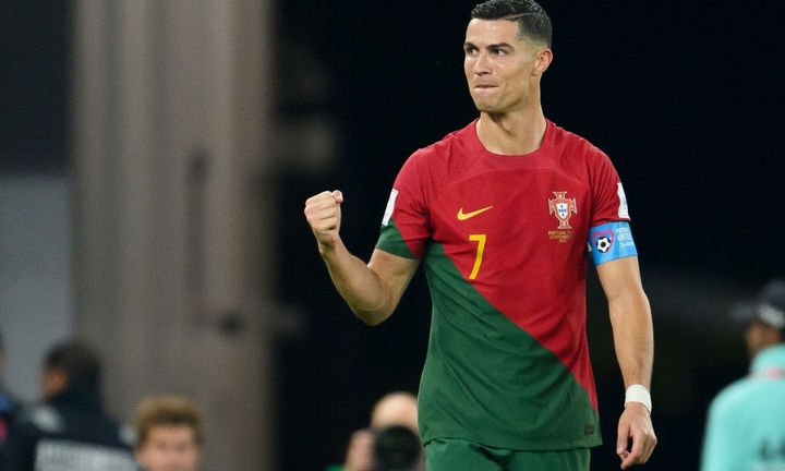 Ronaldo: Tự hào lập kỷ lục ghi bàn ở 5 kỳ World Cup
