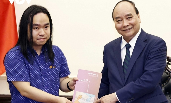 Chủ tịch nước gặp du học sinh 21 tuổi - người dịch Truyện Kiều sang tiếng Anh
