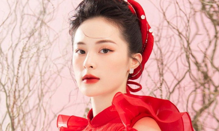 Không còn tiều tụy, bạn gái cũ Cường 'Đô La' đẹp hút hồn sau thời gian 'ở ẩn'