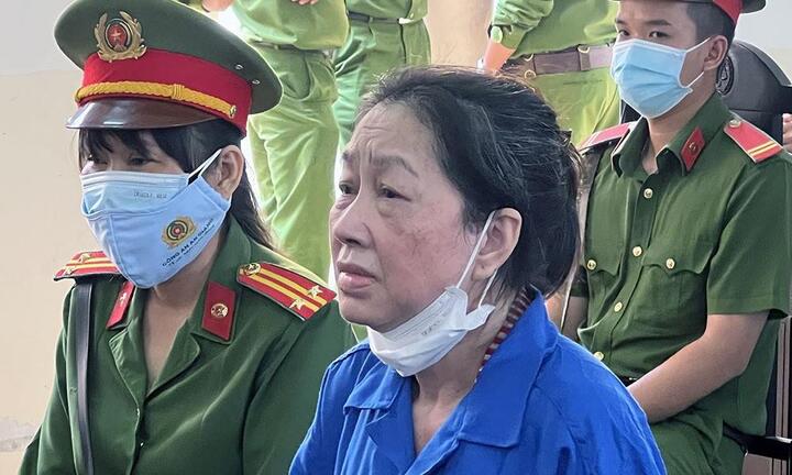 ‘Bà trùm’ Mười Tường bất ngờ khai chi 2 tỷ đồng để chạy án