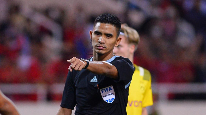 Lý do trận Việt Nam vs Dortmund bù giờ ít khó tin