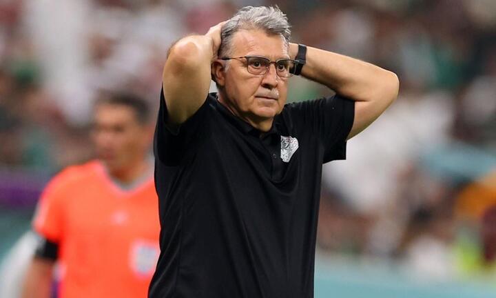 HLV Mexico từ chức sau khi bị loại khỏi World Cup