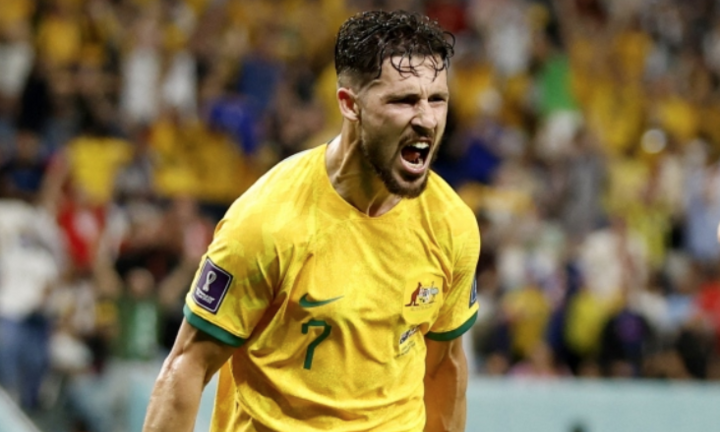 Hạ Đan Mạch, Australia vượt qua vòng bảng World Cup 2022