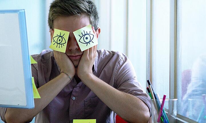 Nhận lương 126.000 USD mà không phải làm gì, người đàn ông kiện công ty