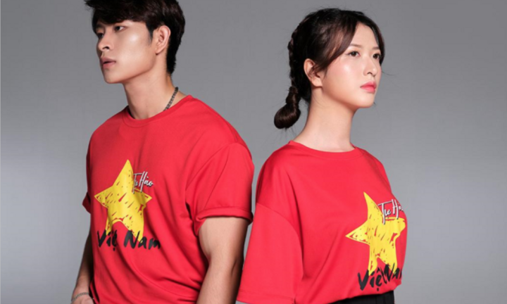 FPT Play ra mắt mẫu áo cổ vũ đội tuyển bóng đá Việt Nam trên đấu trường quốc tế