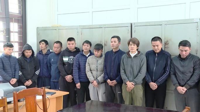 Phá liên tiếp 2 đường dây cá độ bóng đá giao dịch hàng trăm tỉ đồng