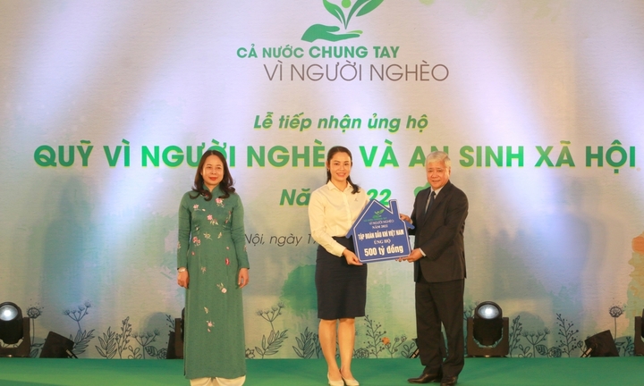Petrovietnam ủng hộ 500 tỷ đồng cho Quỹ 'Vì người nghèo' và an sinh xã hội