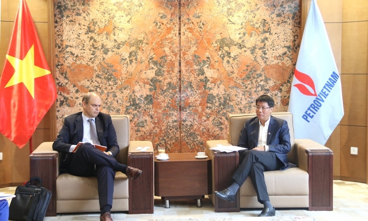 Petrovietnam và Ngân hàng ING tăng cường hợp tác lĩnh vực năng lượng tái tạo