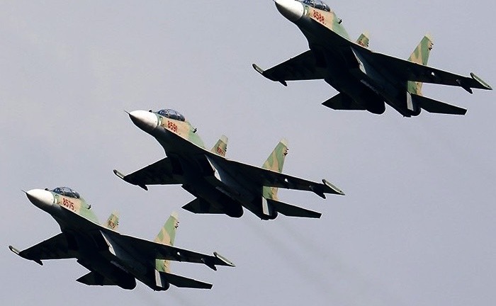 Triển lãm Quốc phòng 2022: Không quân Việt Nam trình diễn trên bầu trời Hà Nội