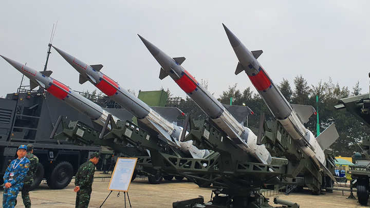 Trực tiếp: Dàn khí tài của QĐND Việt Nam tại triển lãm Quốc phòng 2022