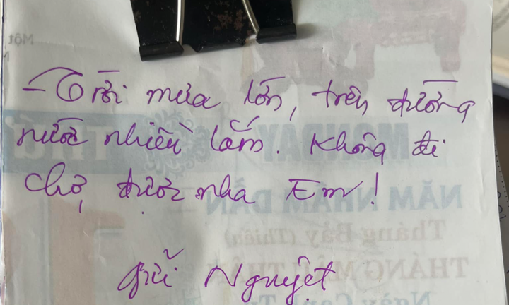 Đọc thư bố chồng gửi mẹ chồng, cô gái kết hôn ở tuổi 21 thầm cảm thấy may mắn
