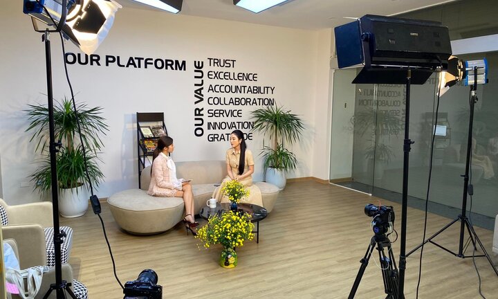 'Mầm sống từ sự sẻ chia': Thắp lửa sự sống cho cô bé dân tộc Mông