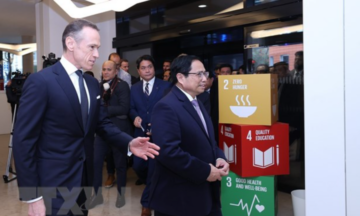 Thủ tướng Phạm Minh Chính thăm Sở Giao dịch chứng khoán Luxembourg