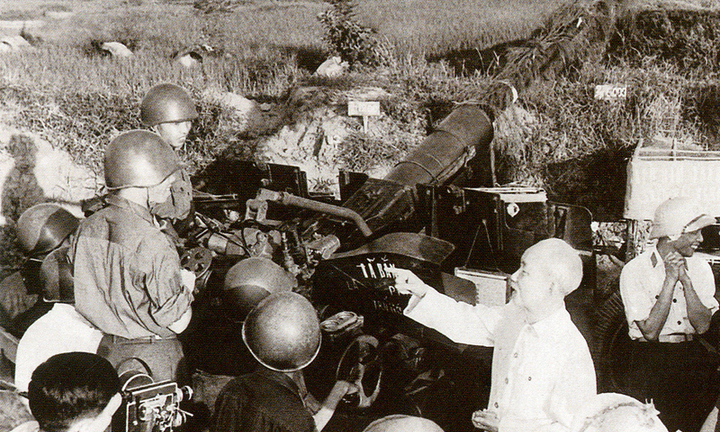 Lời tiên đoán thần kỳ của Bác Hồ về chiến dịch Hà Nội - Điện Biên Phủ trên không