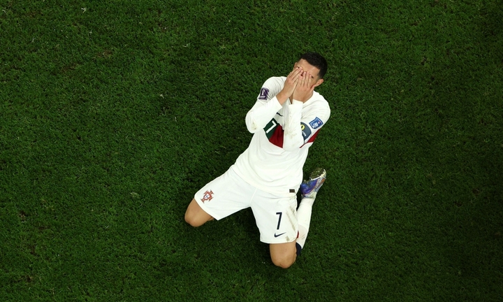 Kết quả bóng đá Maroc 1-0 Bồ Đào Nha: Ronaldo bật khóc chia tay World Cup