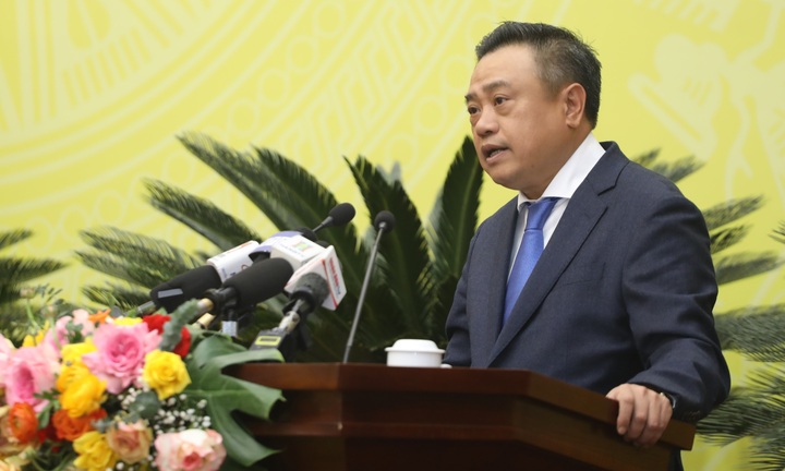 Chủ tịch Hà Nội: Tình trạng thiếu thuốc, thiết bị y tế chưa được xử lý dứt điểm